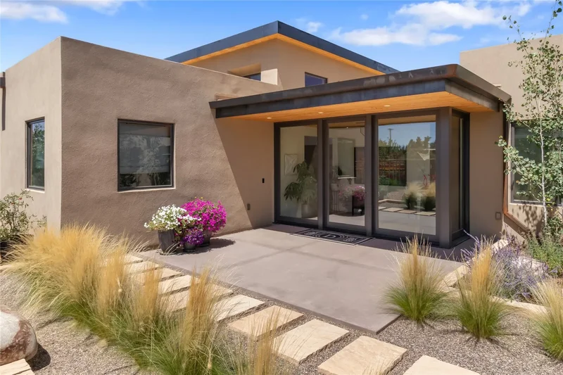 123 E Lupita Road , Santa Fe, NM 87505, Santa Fe, New Mexico, United States. - Photo 61