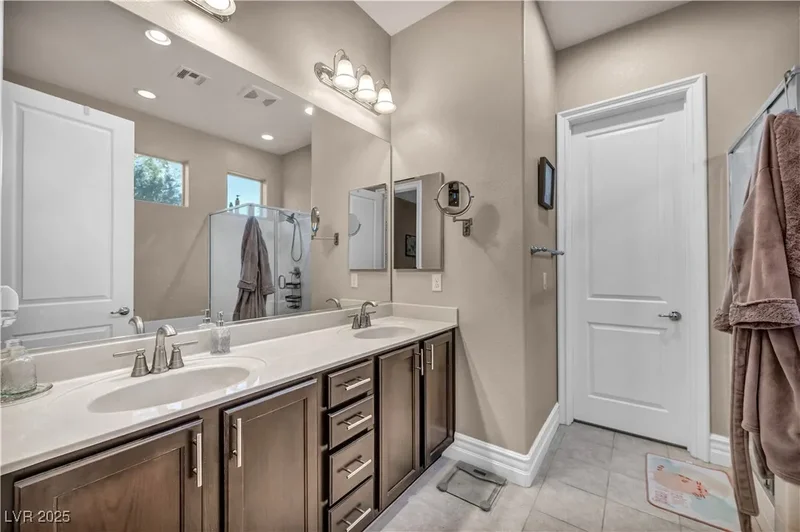 7670 Frittata Avenue, Las Vegas, Nevada, United States. - Photo 21