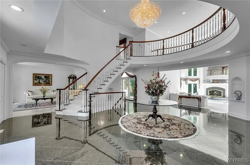 7 Woodcrest Drive, Aurora, NY, 14127, USA, Orchard Park, New York, United States. - Photo 17