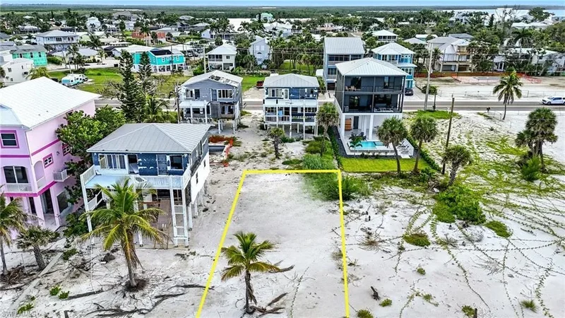 5300, Fort Myers Beach, Florida, United States. - Photo 4