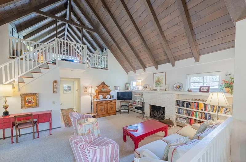 26265 Valley View Avenue, Carmel-by-the-Sea, California, United States. - Photo 29