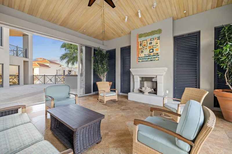 50 Central Avenue , 14D, Sarasota, FL 34236, Sarasota, Florida, United States. - Photo 40