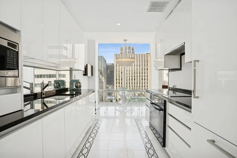 OLYMPIC TOWER, 641 FIFTH AVE, New York, New York, United States. - Photo 2