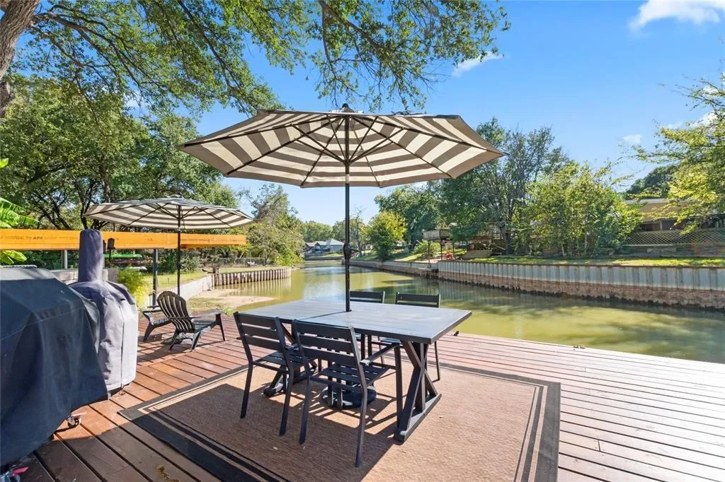 807 Midway, Tool, Texas, United States. - Photo 24