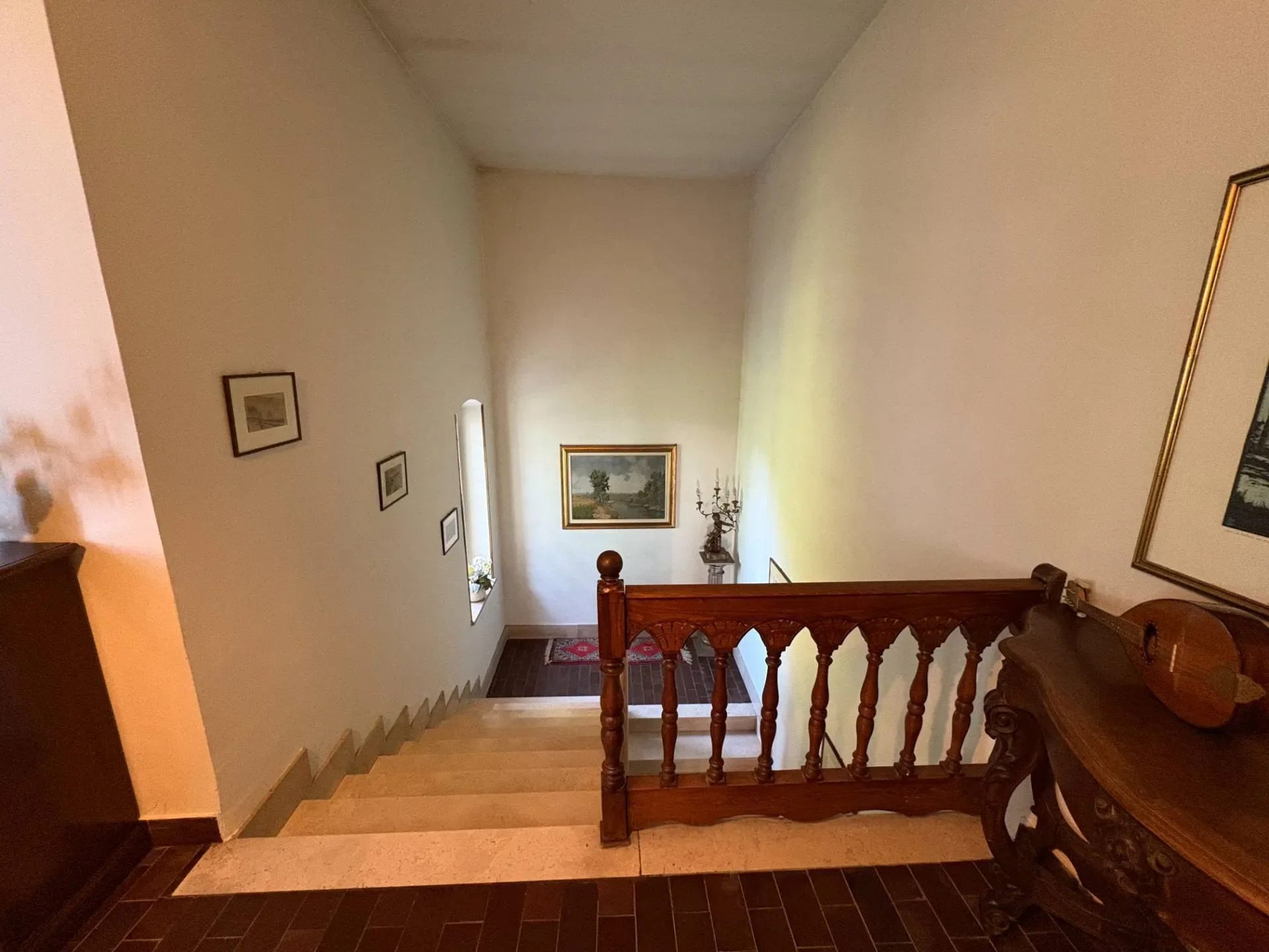 Gallery photo 2