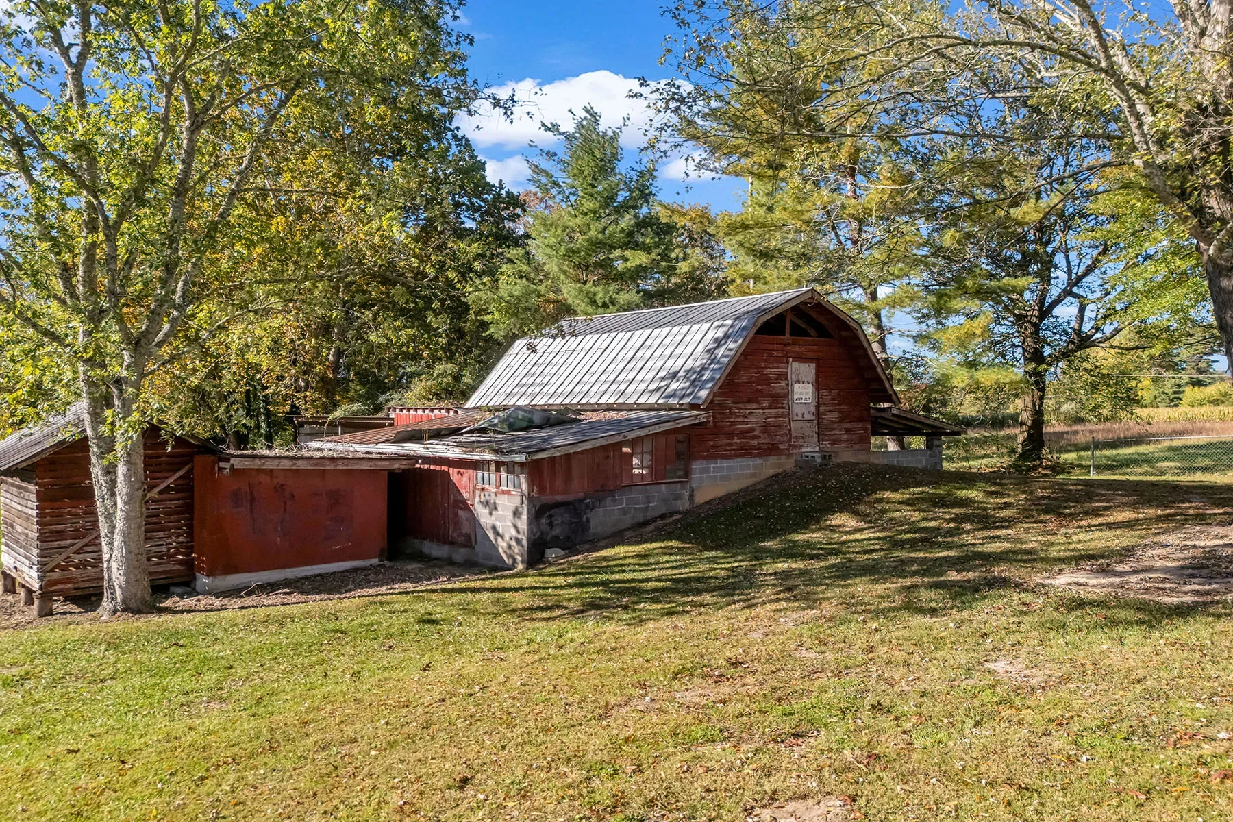 628 New Hope Road, Flat Rock, NC 28731, Flat Rock, North Carolina, United States. - Photo 23