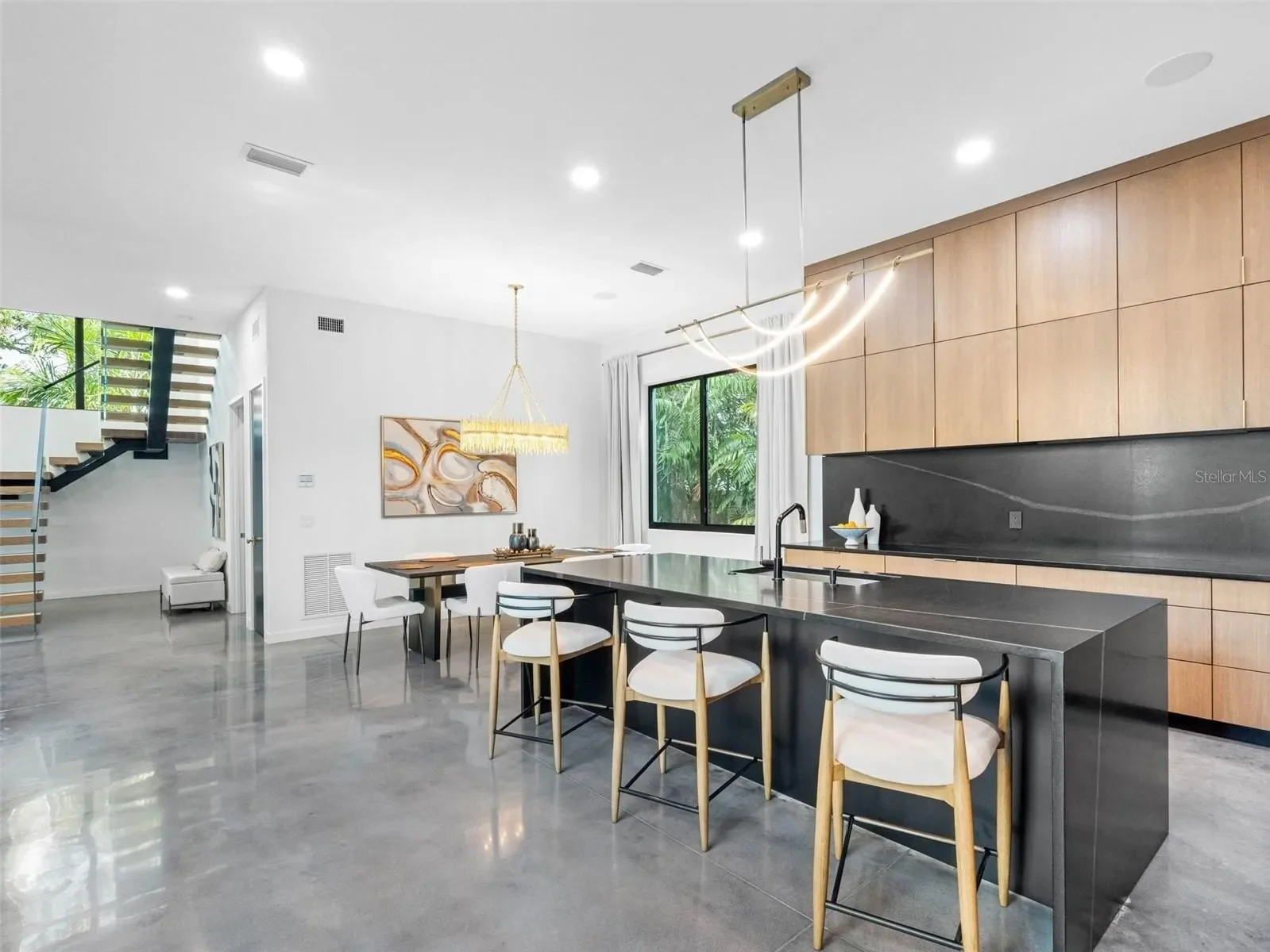 526 16TH AVENUE NE, ST PETERSBURG, FL, 33704, USA, St. Petersburg, Florida, United States. - Photo 32