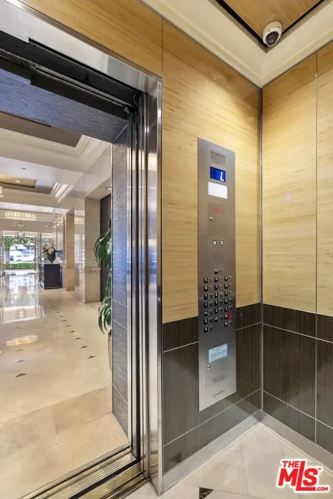 10520 Wilshire Boulevard 407, Los Angeles, California, United States. - Photo 15