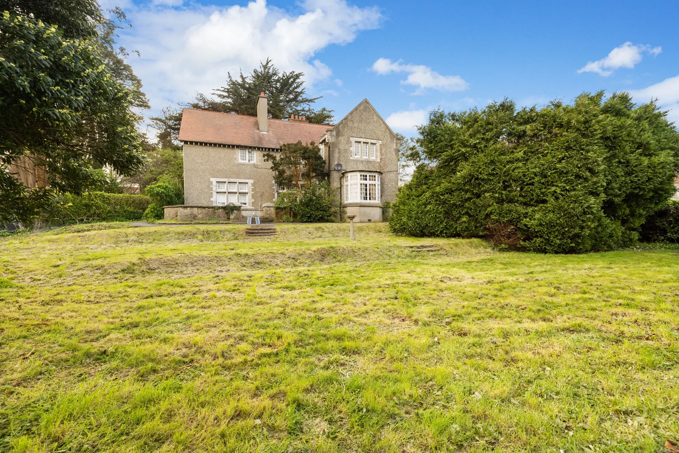 Exterior photo 10