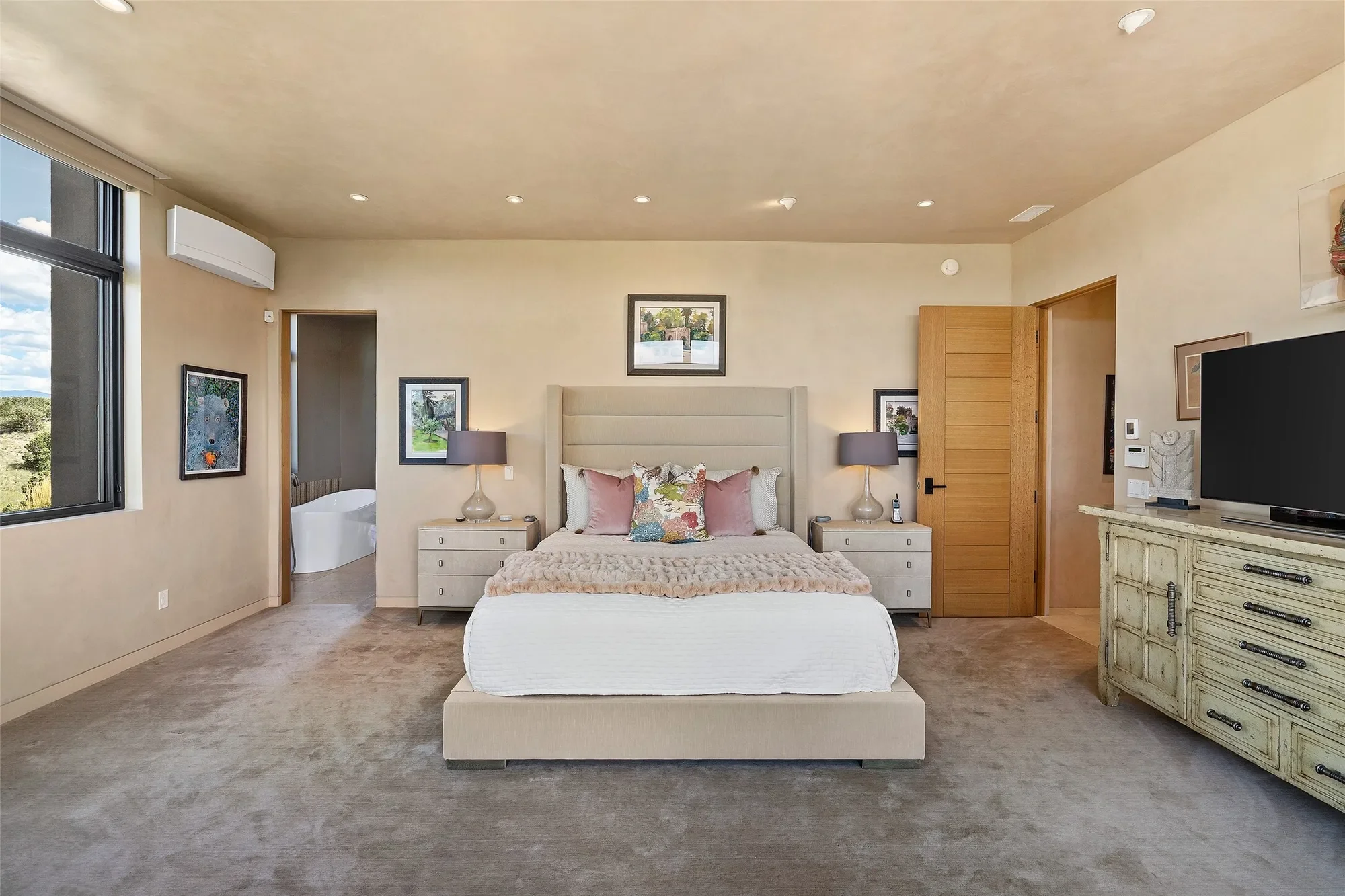 8 Camino Villenos, Santa Fe, NM 87506, Santa Fe, New Mexico, United States. - Photo 18