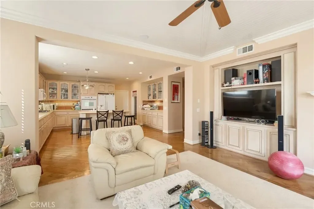 6800 Knightsbridge Court, Jurupa Valley, California, United States. - Photo 5
