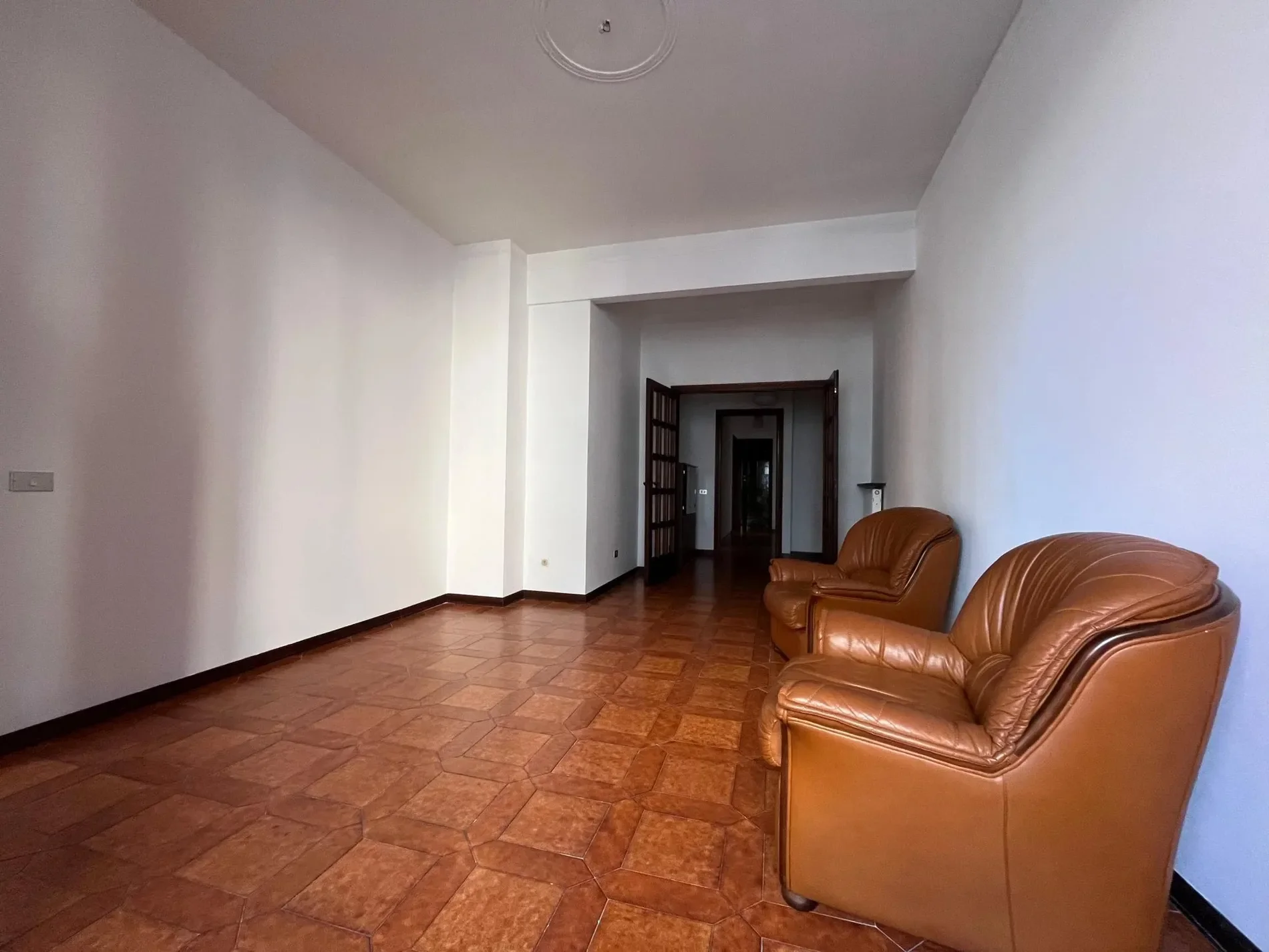 Gallery photo 12