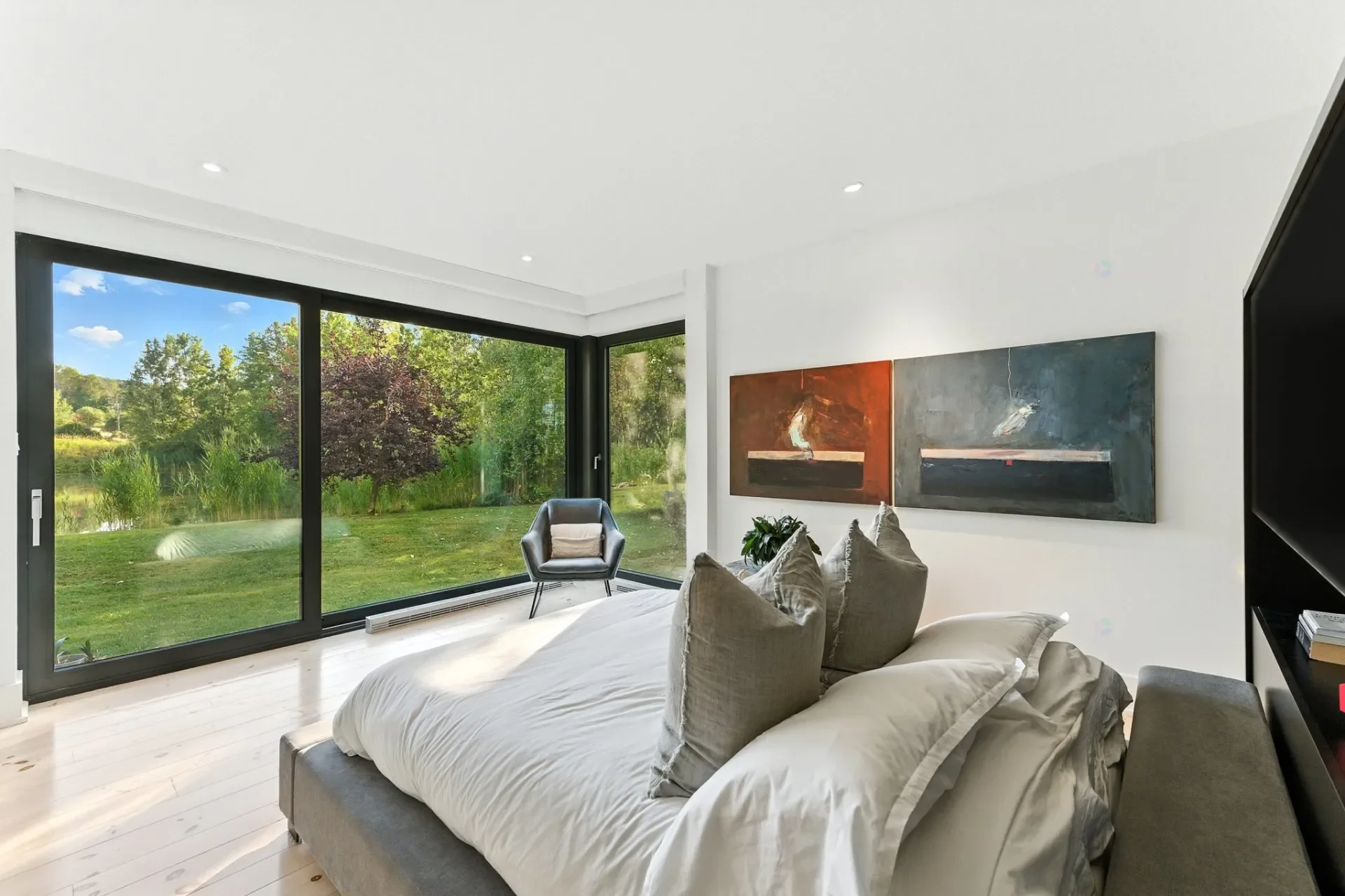 Gallery photo 3