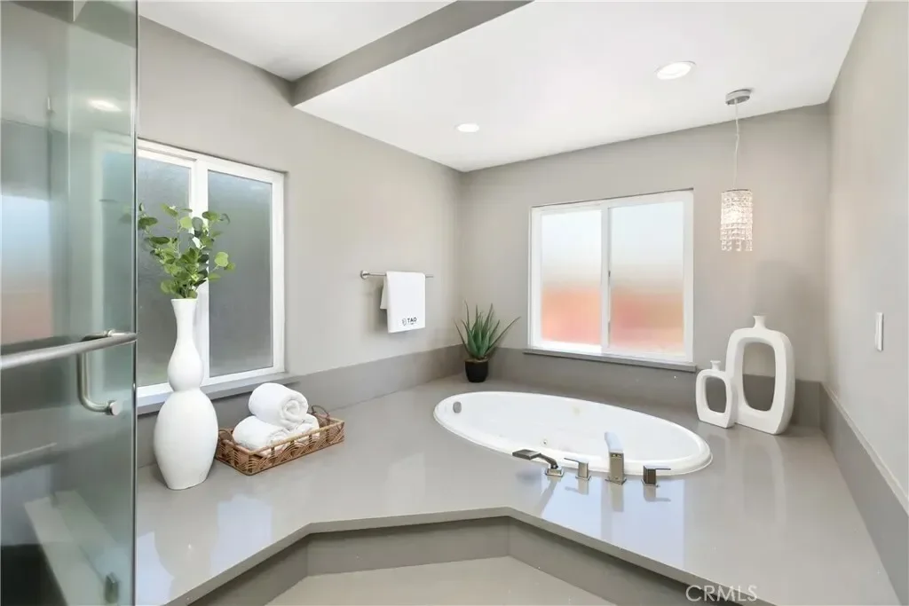 202 W Lemon Avenue, Arcadia, California, United States. - Photo 33