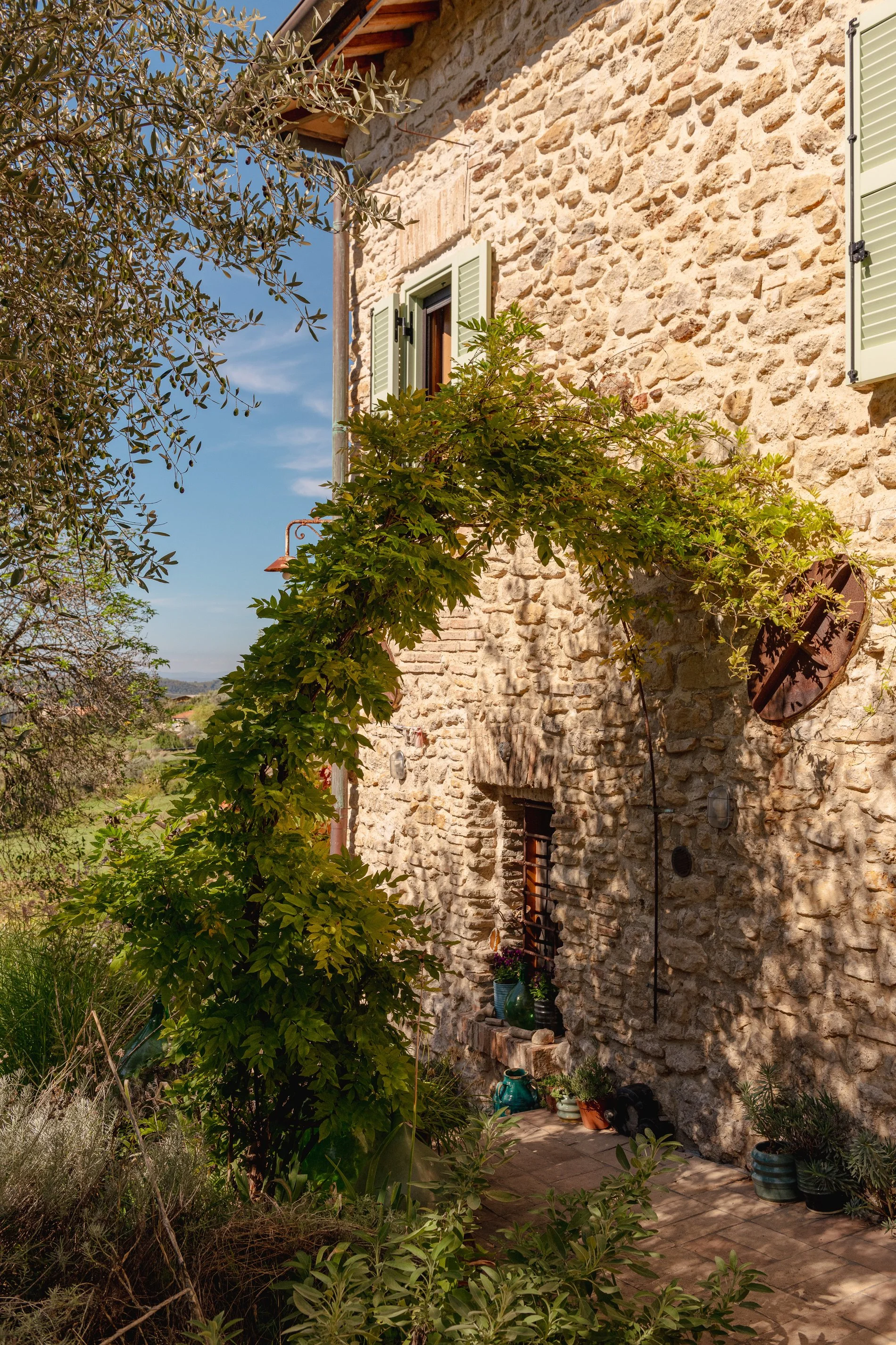 Exterior photo 12