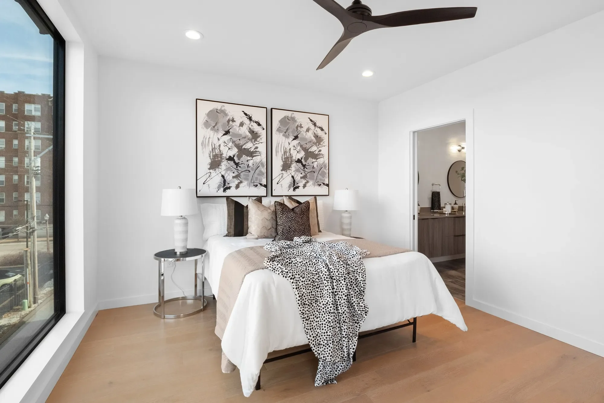 215 North Sarah Street #13 , St. Louis, MO 63108, St. Louis, Missouri, United States. - Photo 17