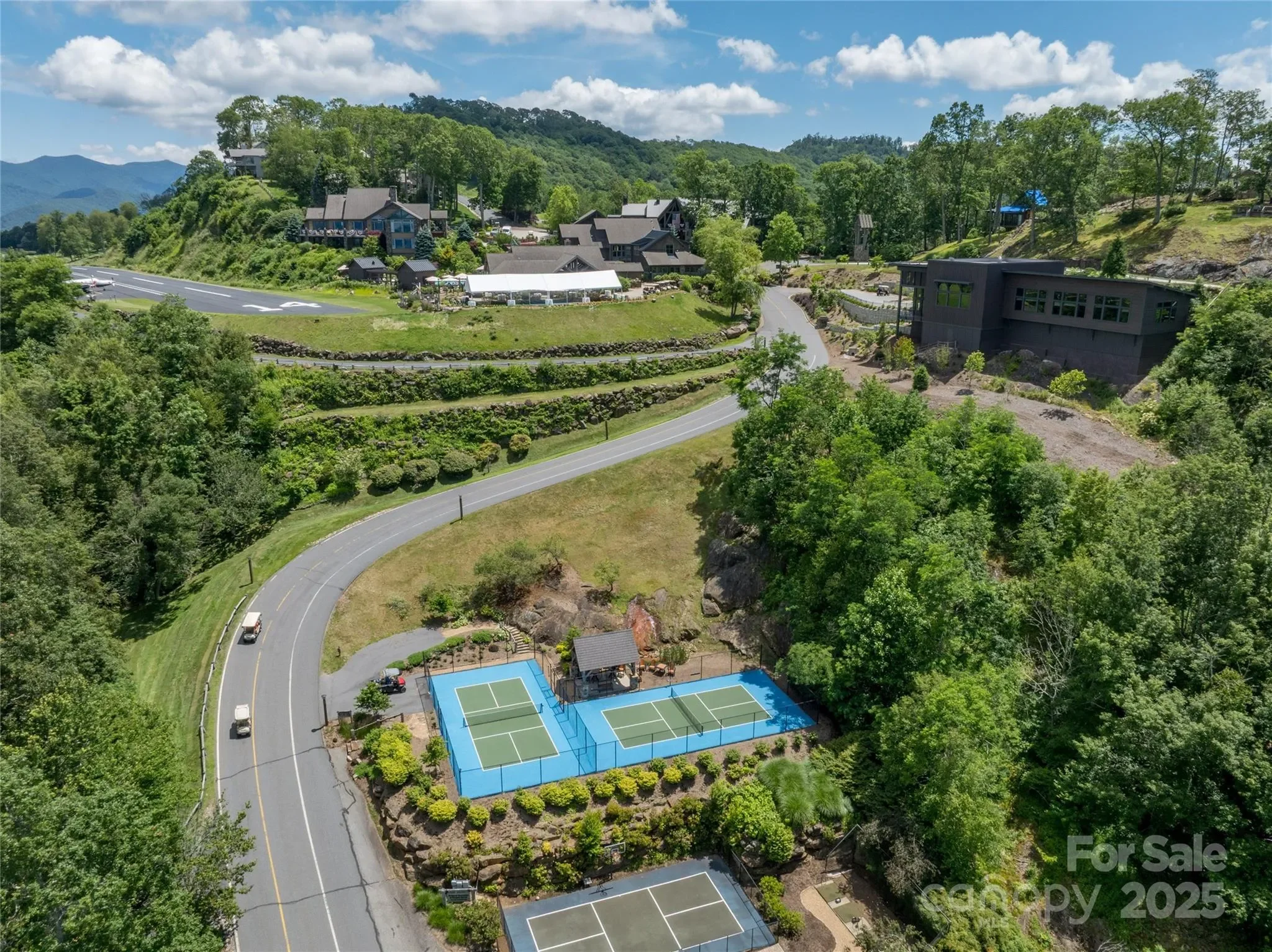 296 Austin Mountain Drive, Burnsville, NC 28714, 28714, North Carolina, United States. - Photo 22
