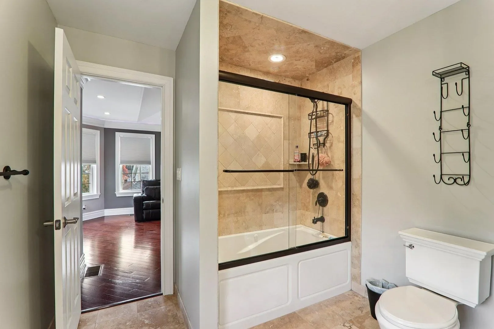 Gallery photo 3