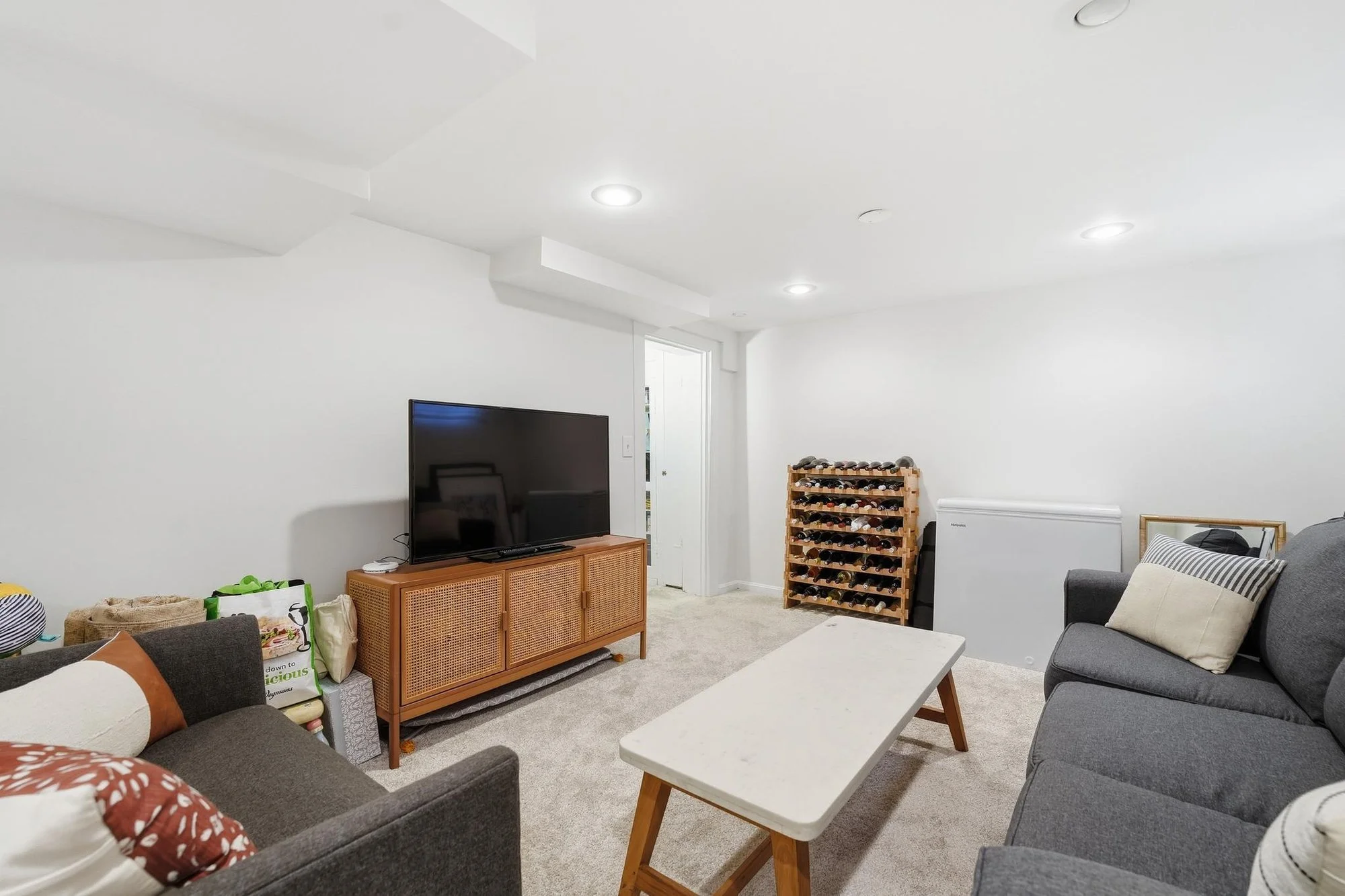 6032 Grove Drive, Alexandria, VA 22307, Belle Haven, Virginia, United States. - Photo 22
