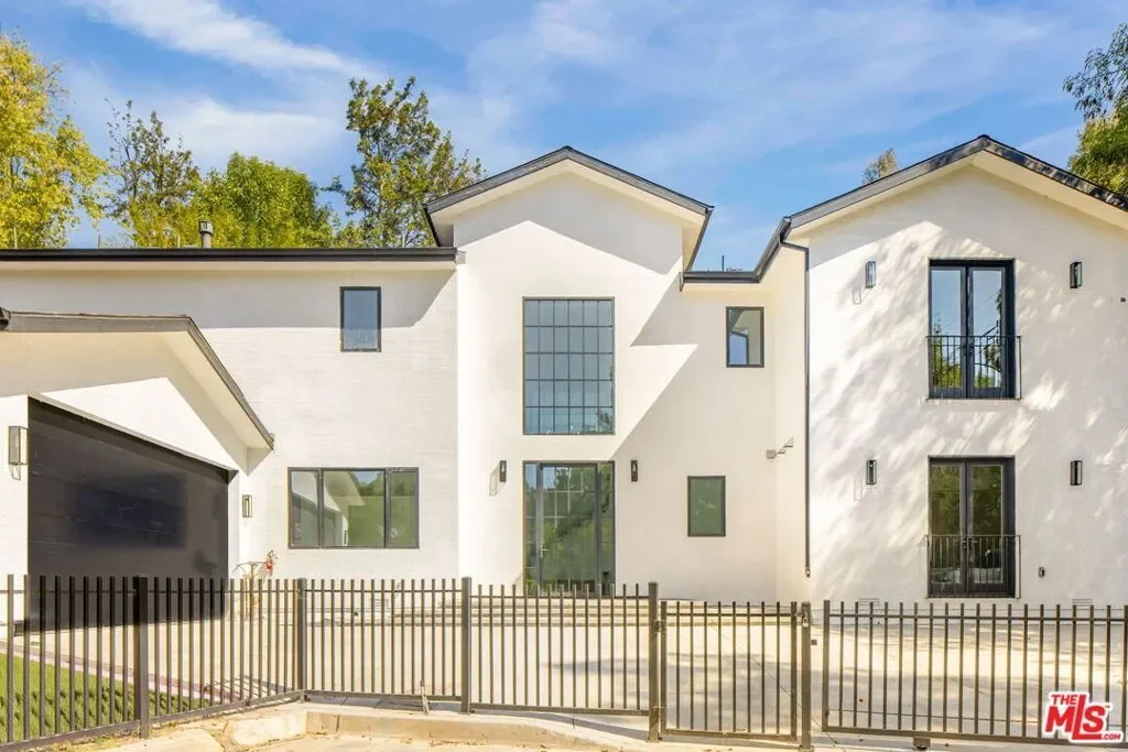 16815 Shileno Place, Los Angeles, California, United States. - Photo 9