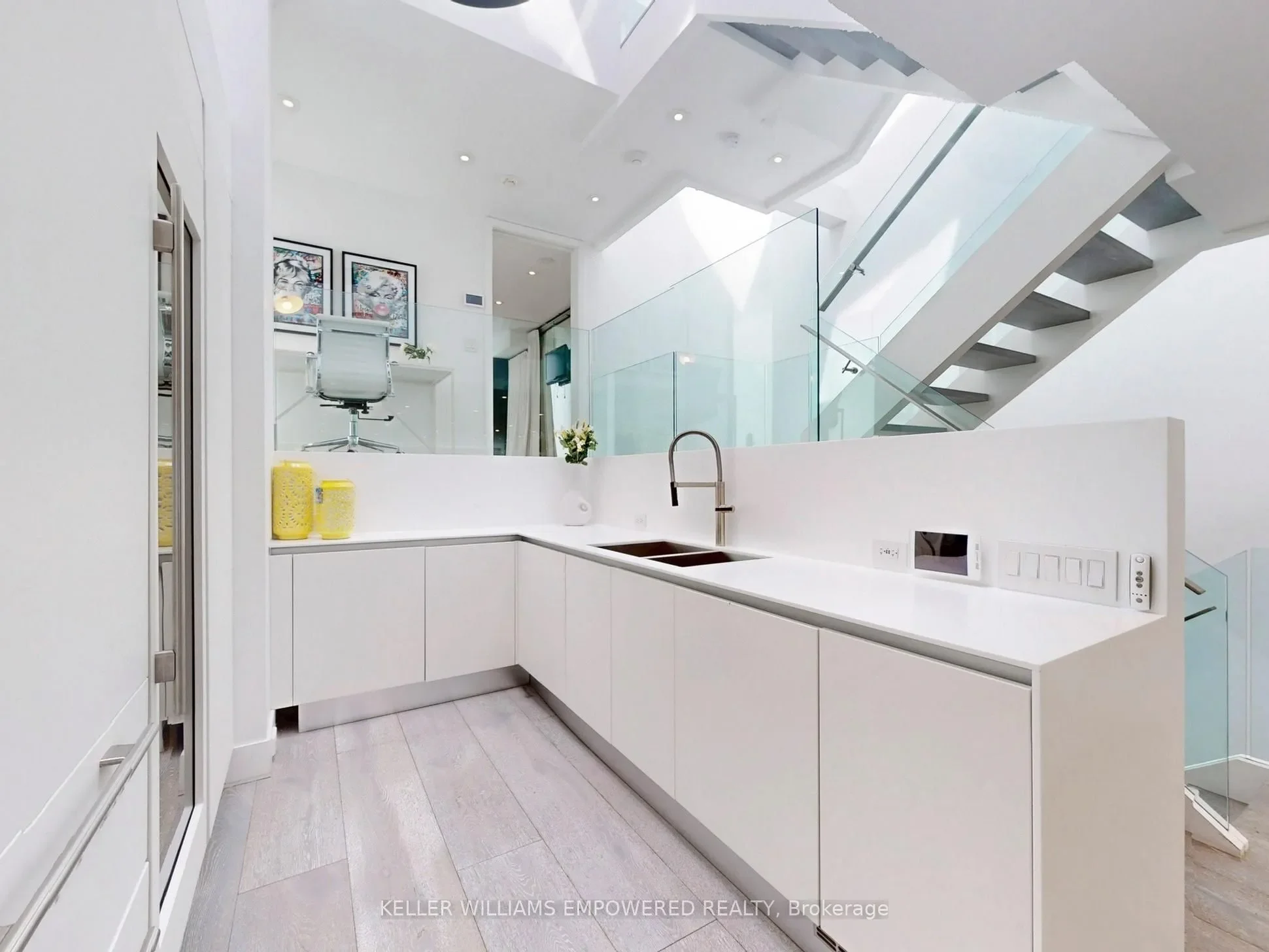41 Berryman Street, Toronto, ON M5R 1M7, Toronto, Canada. - Photo 12