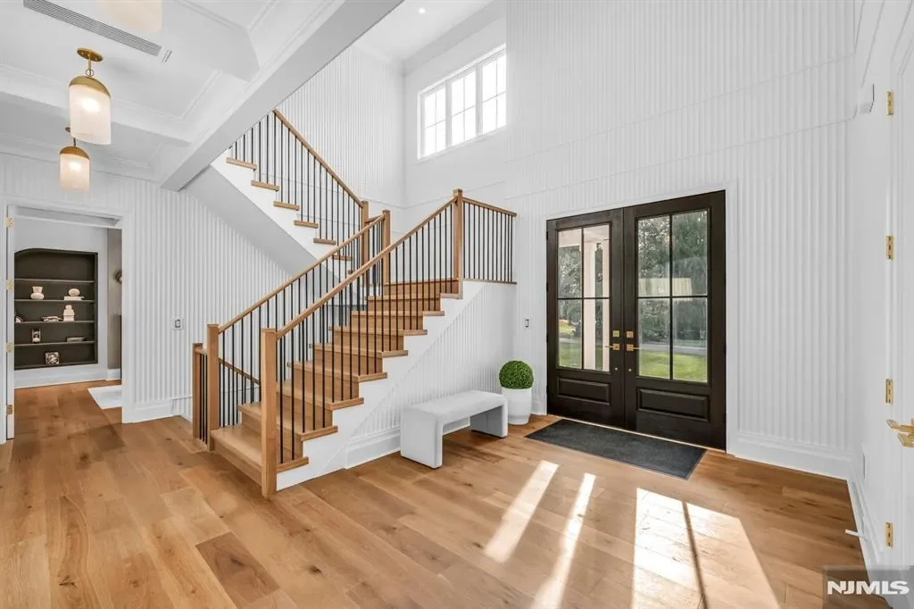 121 Jacquelin Avenue, Ho-Ho-Kus, New Jersey, United States. - Photo 4