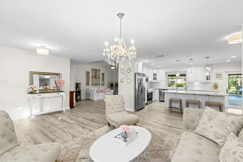 15270 Meadow Wood Drive, Wellington, FL 33414, Wellington, Florida, United States. - Photo 6