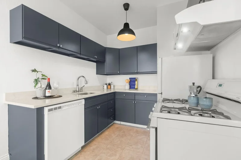 2415 Van Ness Avenue 602, San Francisco, CA 94109, San Francisco, California, United States. - Photo 19