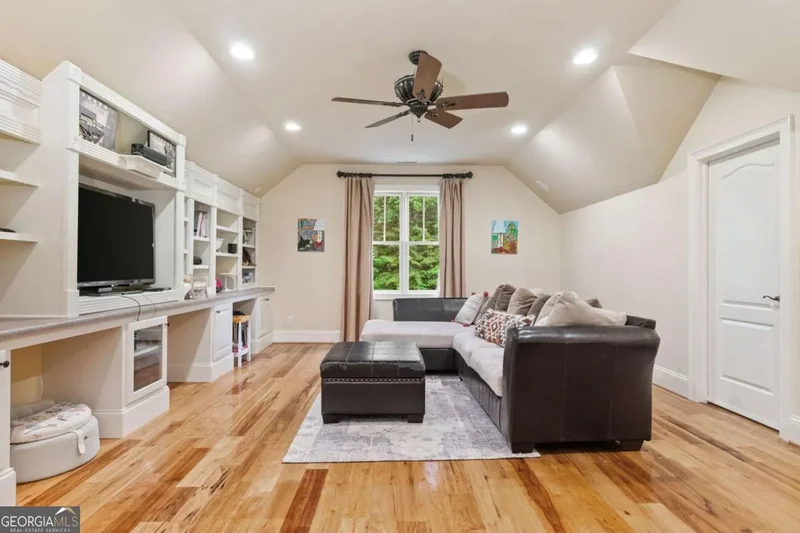 2118 Chatham, Dalton, GA 30720, Dalton, Georgia, United States. - Photo 52