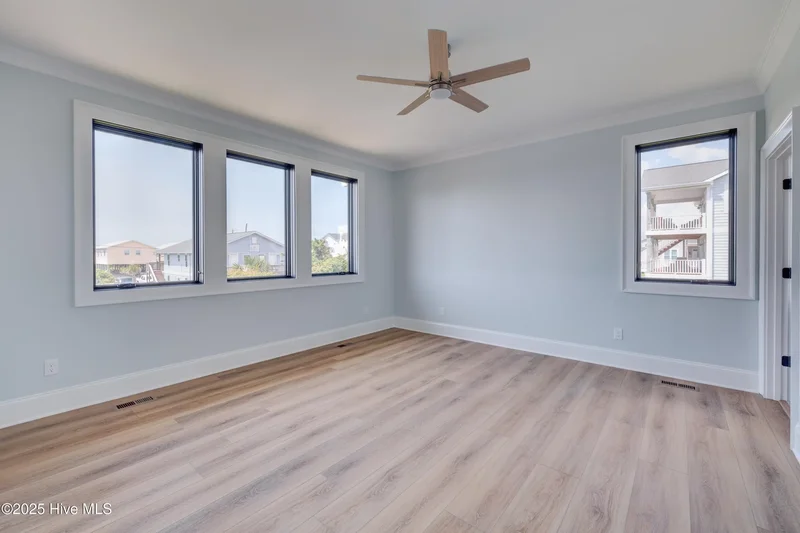 107 Raleigh Avenue, Surf City, North Carolina, United States. - Photo 40