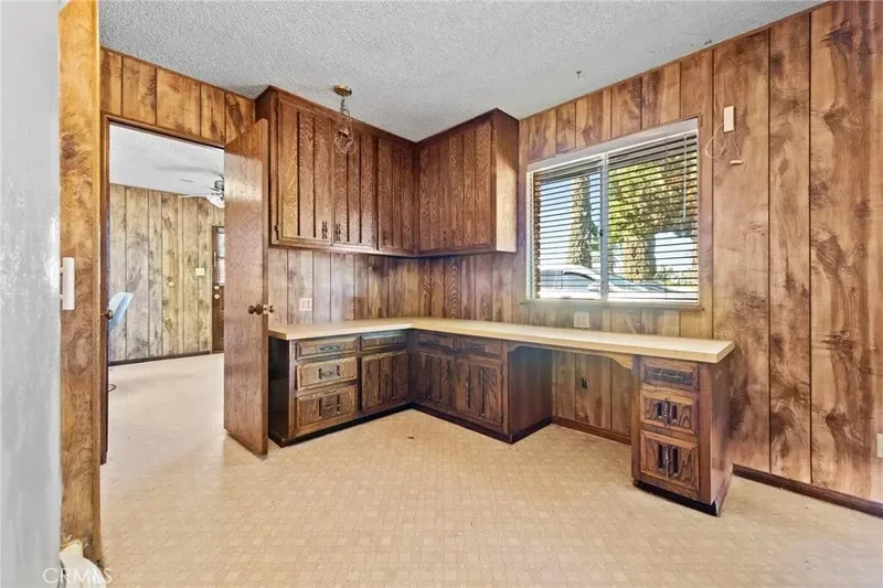 18200 Van Buren, Riverside, California, United States. - Photo 46