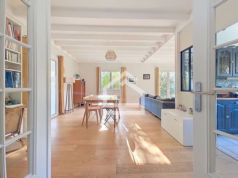 Exclusivity - Chemin Long House - Single-Storey Merignac with Large Garden