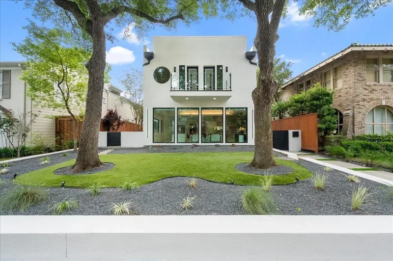 2135 Quenby Street, Houston, Texas, United States. - Photo 3