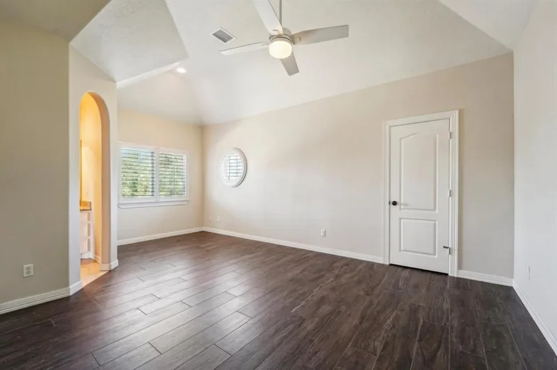 37 Kings Lake Estates Boulevard, Humble, Texas, United States. - Photo 20
