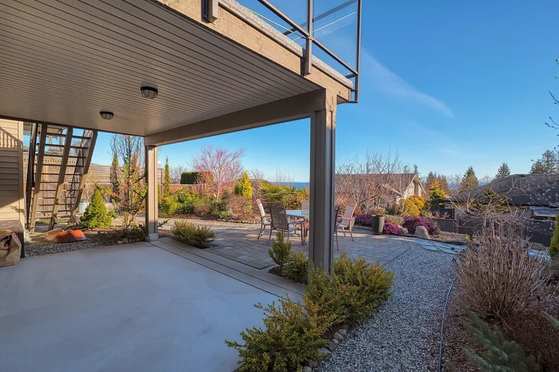 6263 Apollo Road, Sechelt, BC V7Z 0N7, Sechelt, British Columbia, Canada. - Photo 8
