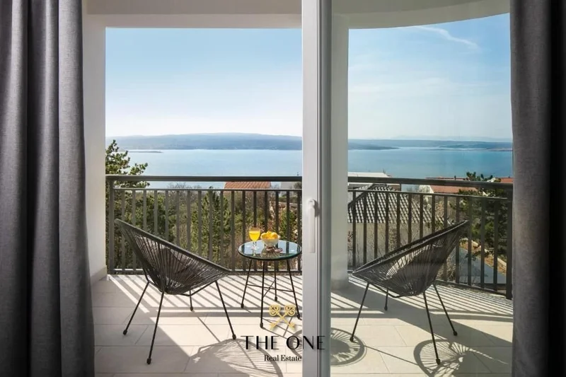 Villa with 10 bedrooms and amazing sea view