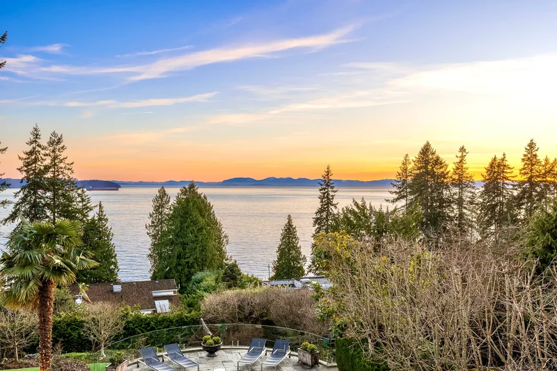2962 Mathers Crescent, West Vancouver, BC V7V 2K2, Canada, West Vancouver, British Columbia, Canada. - Photo 56
