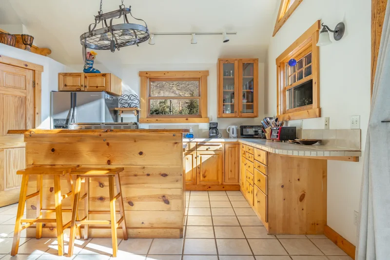 817 Main Street , Minturn, CO 81645, Avon, Colorado, United States. - Photo 6