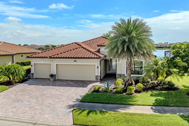 20230 Granlago Drive, Venice, FL 34293, Venice, Florida, United States. - Photo 48