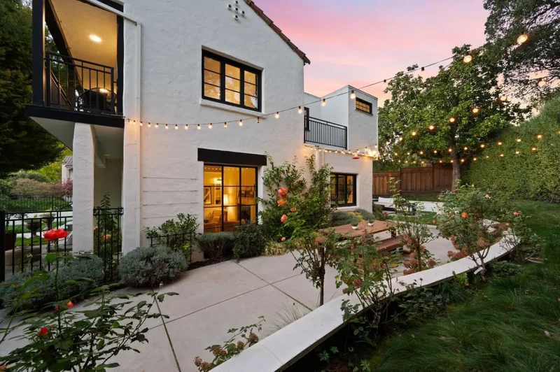 670 Edgewood Road, San Mateo, California, United States. - Photo 57