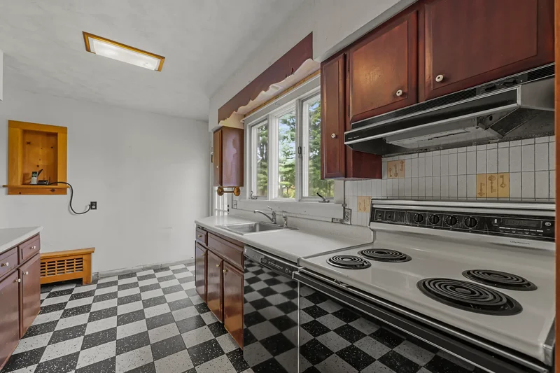 36 Egremont Plain Rd, Great Barrington, MA 01230, Great Barrington, Massachusetts, United States. - Photo 34