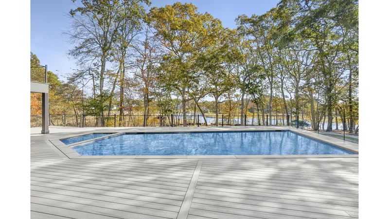 12 Plume Grass Way, Westhampton, New York, United States. - Photo 18