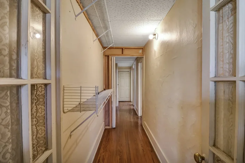 210 E 48th Street, Savannah, Georgia, United States. - Photo 43