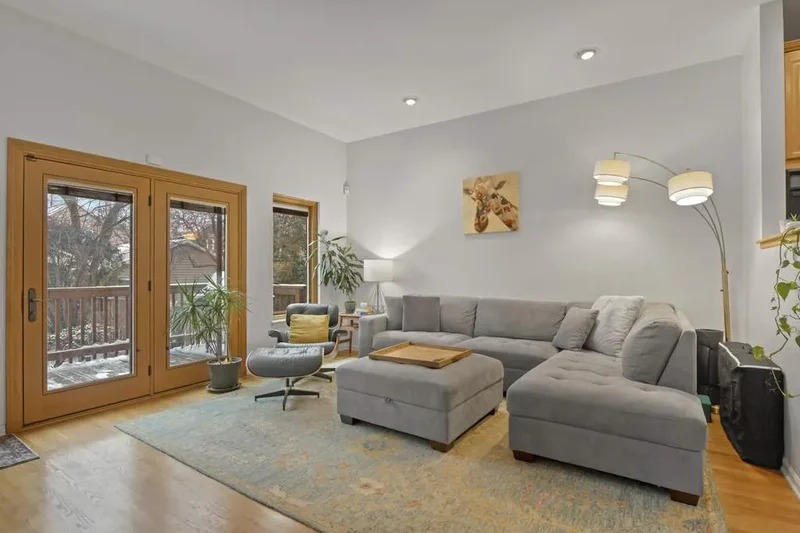 335 W. Evergreen Avenue, Chicago, IL, 60610, USA, Chicago, Illinois, United States. - Photo 8
