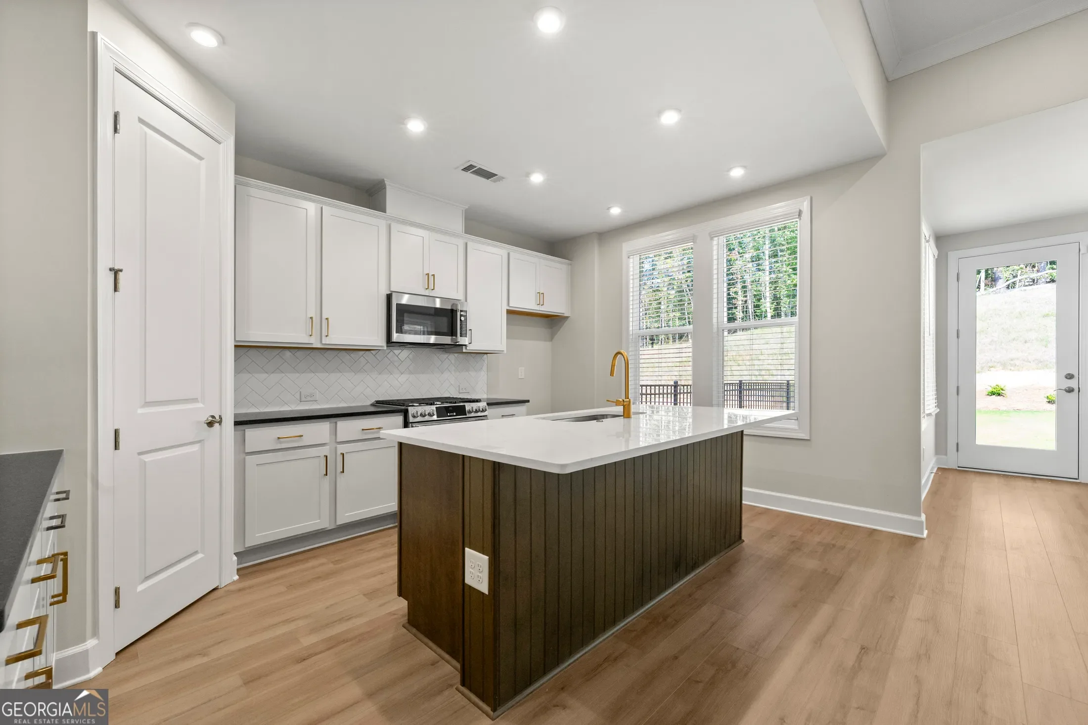 428 Geneva WAY, Hoschton, Georgia, United States. - Photo 1