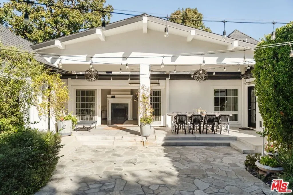 12510 Hortense Street, Los Angeles, California, United States. - Photo 1