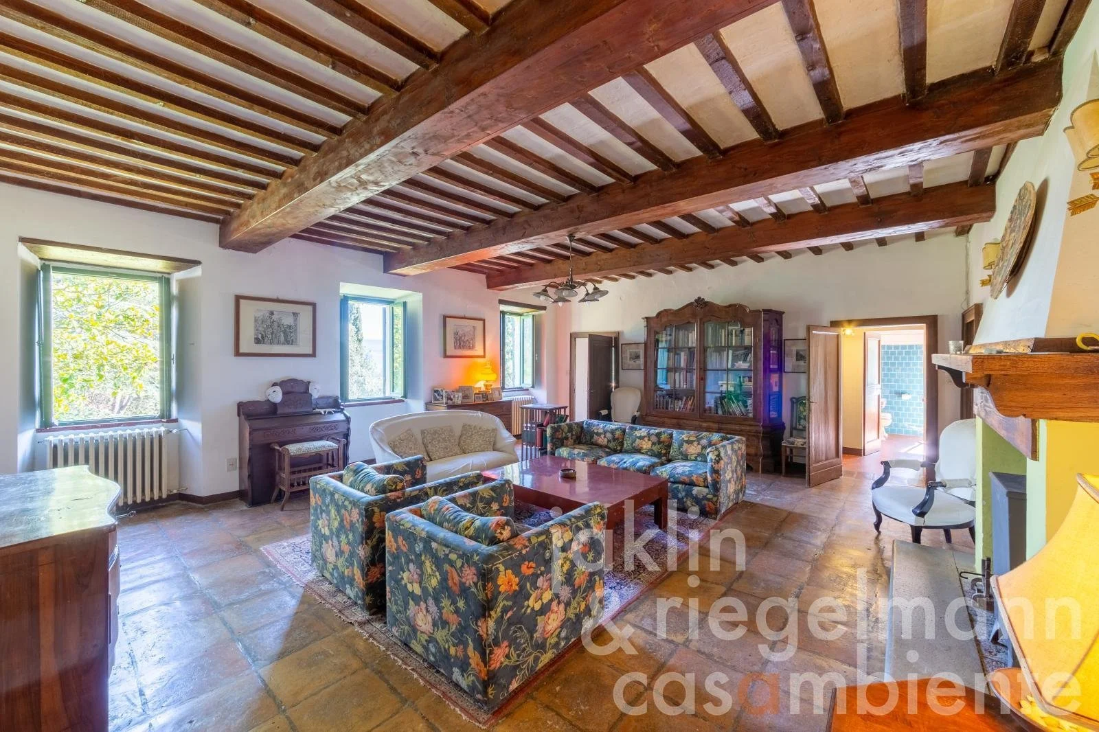 Gallery photo 6