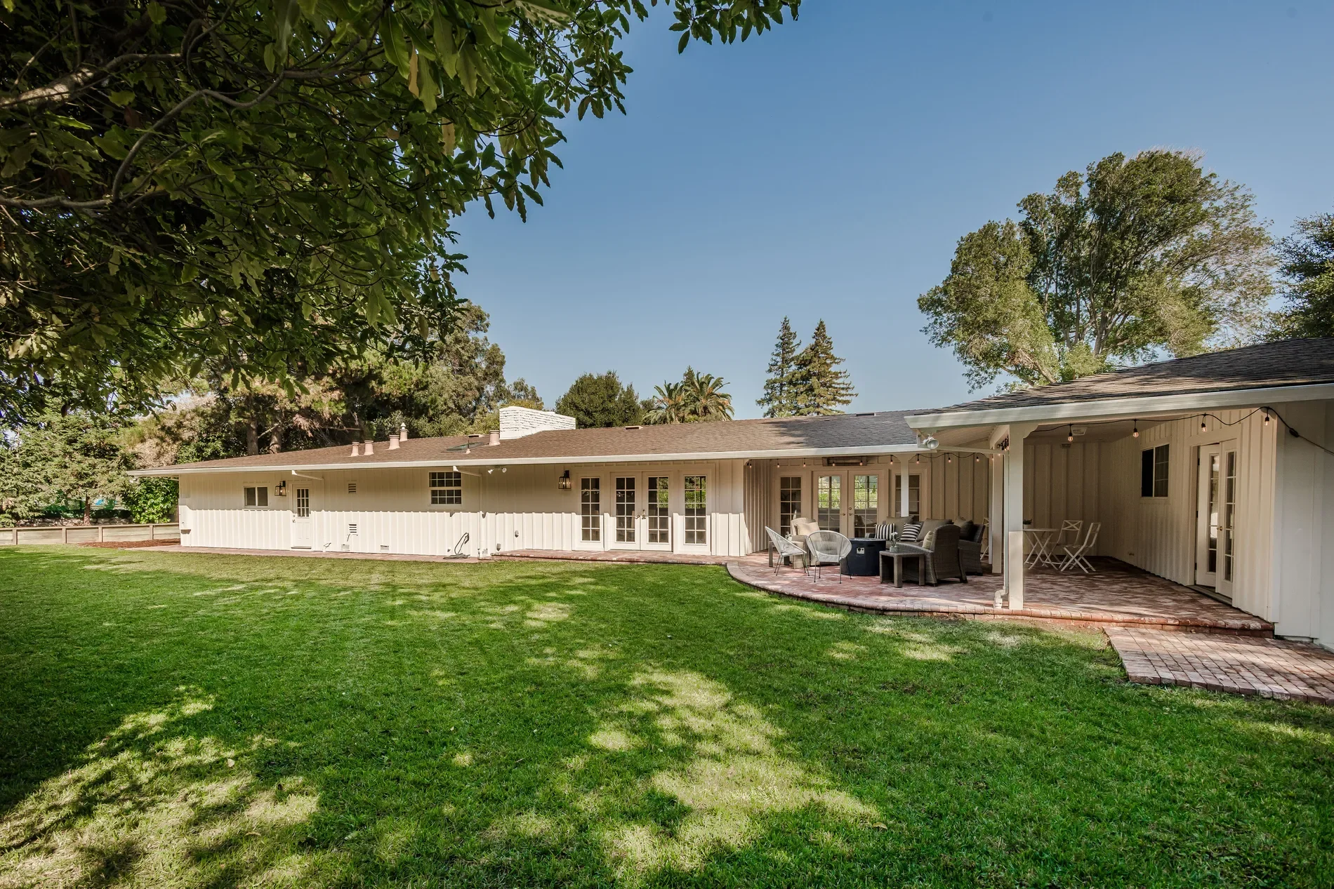 1597 Edgewood Drive , Palo Alto, CA 94303, East Palo Alto, California, United States. - Photo 26