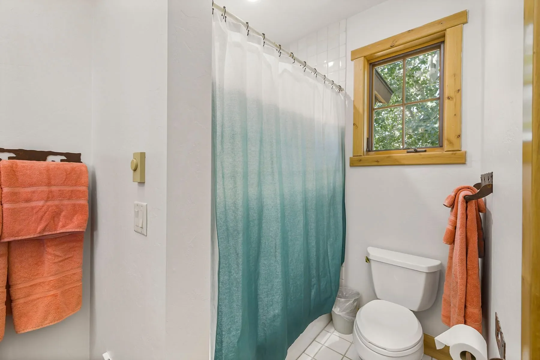 450 E Oatgrass Road , Jackson, WY 83001, Jackson, Wyoming, United States. - Photo 15