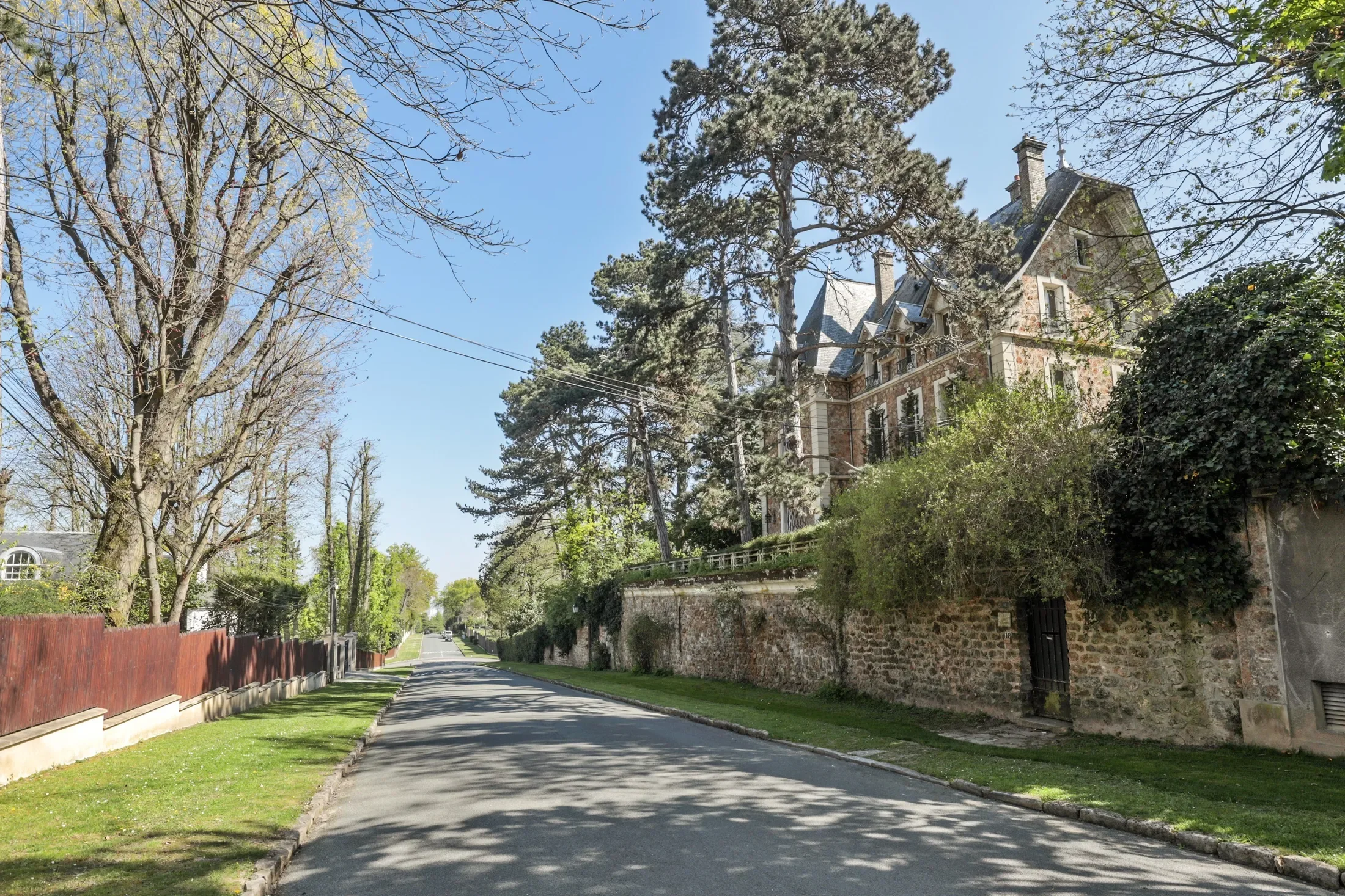 Exceptional House In Rueil Malmaison   Hameau De La Jonchère